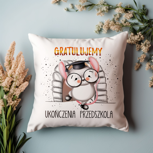 PODUSZKA PREZENT NA ZAKOŃCZENIE PRZEDSZKOLA ZWIERZĘTA MYSZKA GRATULACJE DZIECKO